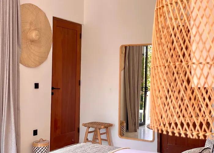 Villa View 2br Nam With Pool, Seseh Canggu