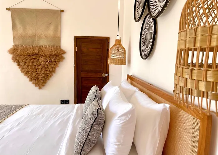 Villa View 2br Nam With Pool, Seseh *