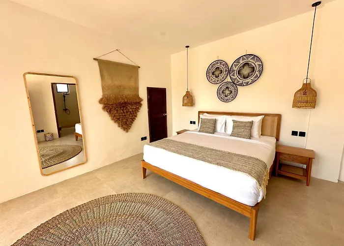 Villa View 2br Nam With Pool, Seseh