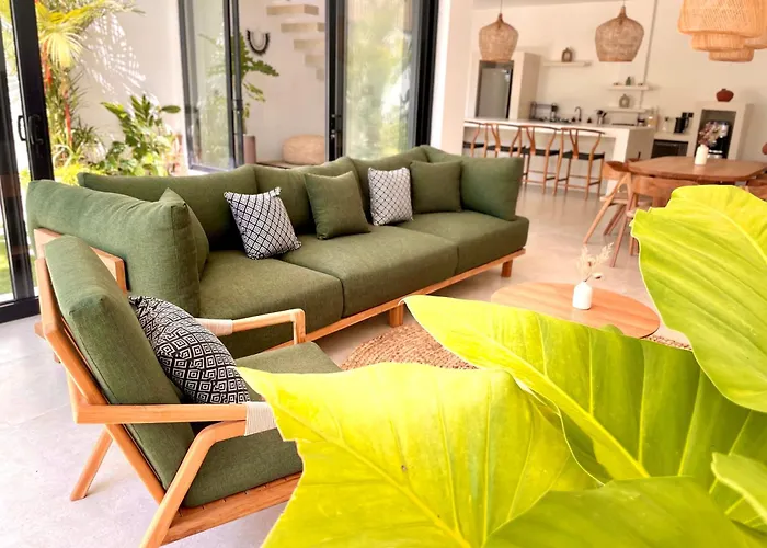 Villa View 2br Nam With Pool, Seseh *